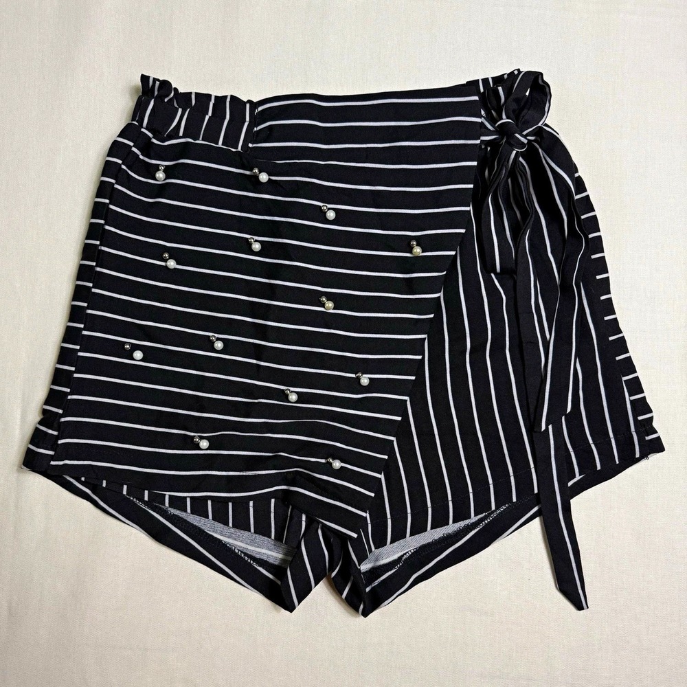 M&S Wrap Shorts Black/White Striped High Rise Tie Elastic Pockets Pearl